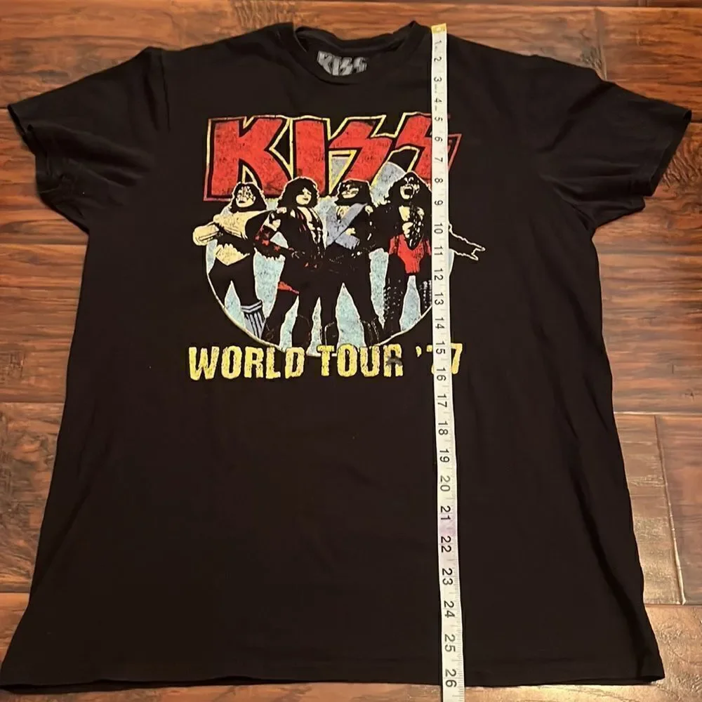 Kiss Band REPRODUCTION World Tour 77’ Black Graphic Shirt